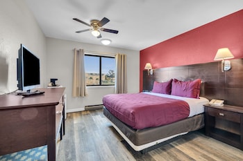 Standard Room, 1 Queen Bed