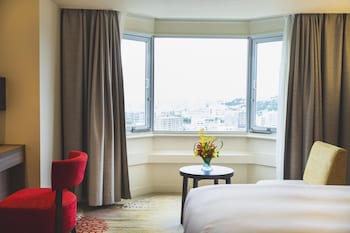 Twin Room Compact