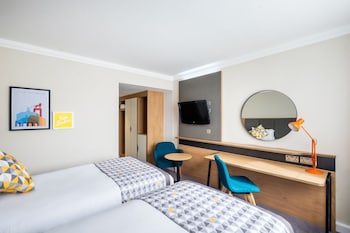 Premium Room, 1 Queen Bed with Sofa bed (Minibar)