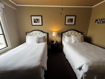 Deluxe Room, 2 Double Beds