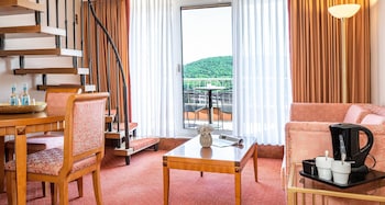Junior Suite, 1 Double Bed (Cozy Sitting Corner)