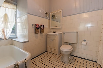 Guild Master Suite