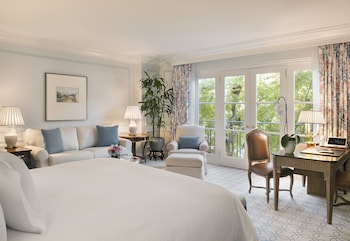Grand Room (Deluxe)