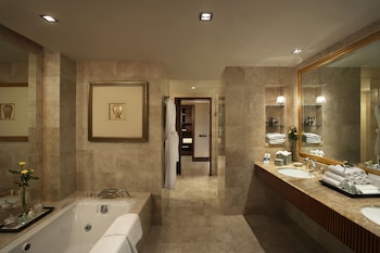 The Leela Suite (Maharaja)