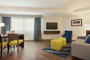 Suite, One King Bed, Roll In Shower