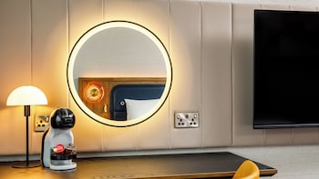 Premium Room, 1 King Bed