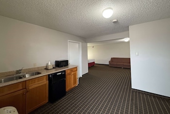 Studio Suite, 1 King Bed, Non Smoking
