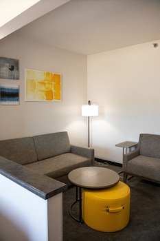 Suite, Non Smoking (2 Queen Beds)