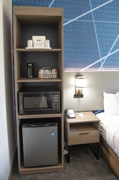 Room, 1 King Bed, Accessible, Non Smoking