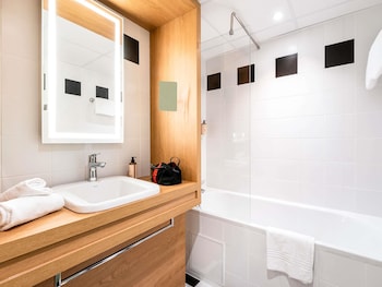 Classic Room, 1 Double Bed with Sofa bed (avec accès au Spa)