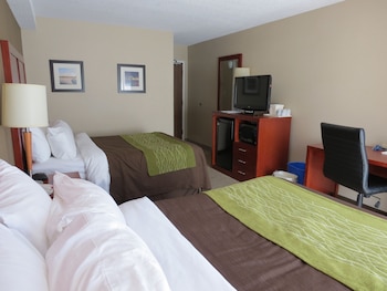 Standard Room, 2 Queen Beds, Non Smoking