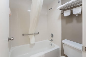 Standard Room, 1 King Bed, Smoking