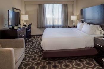 Suite, 1 King Bed, Non Smoking