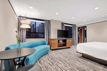 Suite, 1 Bedroom, City View