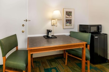 Room, 2 Double Beds, Accessible, Non Smoking (Mobility Accessible)