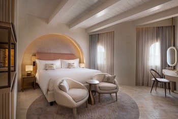 Suite, Multiple Beds, Bay View (Harrods Suite)