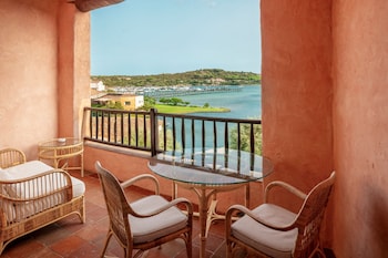 Junior Suite, 1 King Bed, Sea View (Contemporary)
