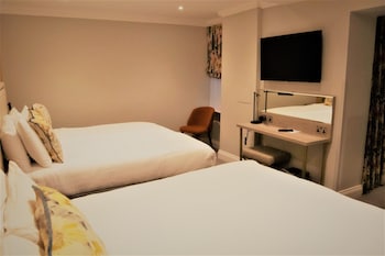 Quadruple Room, 2 Double Beds (lower ground floor)