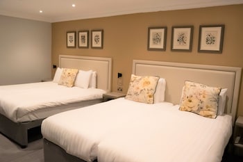 Quadruple Room, 2 Double Beds (lower ground floor)