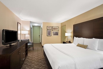 Room, 1 King Bed, Non Smoking, City View