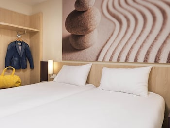 Standard Room, 3 Twin Beds