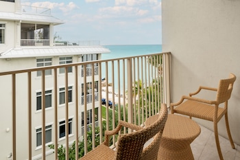 Room, 2 Queen Beds, Balcony, Partial Ocean View (View)