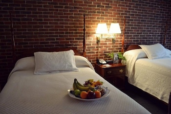 Standard Room, 2 Double Beds