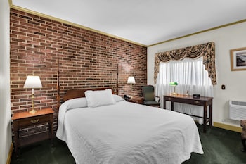 Standard Room, 1 Queen Bed