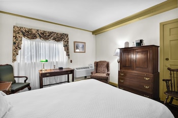 Standard Room, 1 Queen Bed