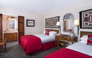 Traditional Room, 2 Queen Beds