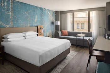 Room, 1 King Bed (Mobility Accessible, Roll-In Shower)