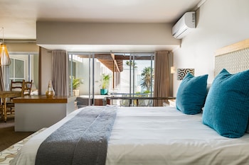 Corner Sea View Suite
