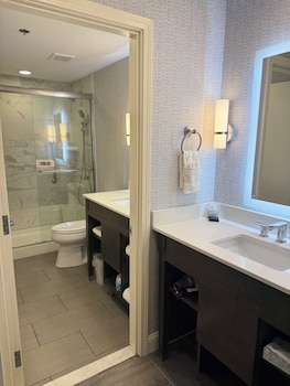 Standard Room, 2 Queen Beds