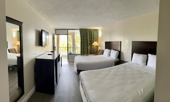 Room, 2 Queen Beds, Non Smoking