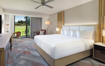 Room, 1 King Bed, Patio, Golf View