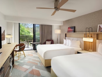 Room, 2 Queen Beds, Balcony