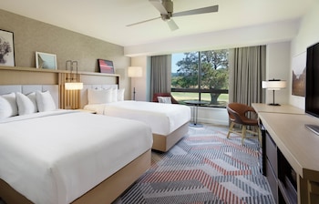 Room, 2 Queen Beds, Golf View