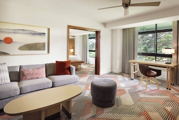 Suite (Monterey)