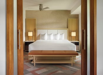Suite (Monterey)