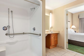 Suite, 2 Queen Beds, Accessible (Mobility & Hearing, Roll-in Shower)