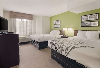 Suite, Multiple Beds, Non Smoking
