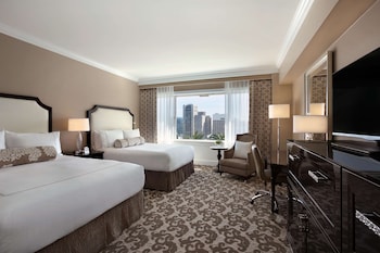 Signature Room, 2 Queen Beds (Skyline)