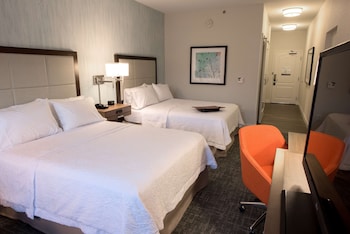 Room, 2 Queen Beds, Refrigerator & Microwave