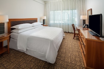 Room, 1 Queen Bed (No Balcony)