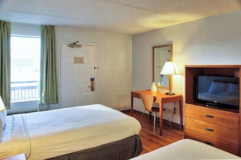 Standard Room, 2 Double Beds, Non Smoking
