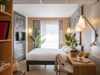 Standard Room, 2 Double Beds