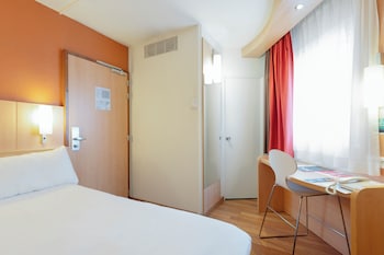 Double Room, 1 Twin Bed