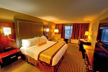 Standard Room, 1 King Bed