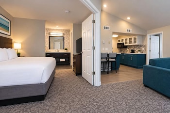 Suite, Multiple Beds (Two Bedroom)