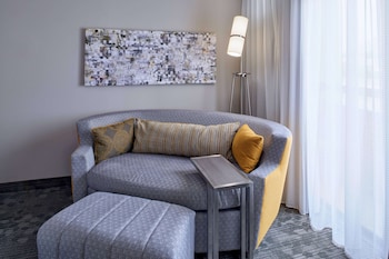Room, 1 King Bed, Accessible (Hearing)